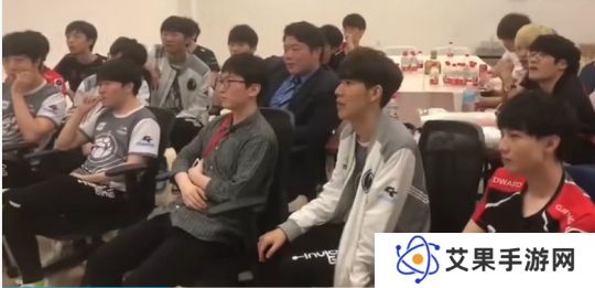 详细阅读:《街霸6》中国选手给老外补课 就为坑自己人 结局爽文剧本 《街霸6》中国选手给老外补课 就为坑自己人 结局爽文剧本